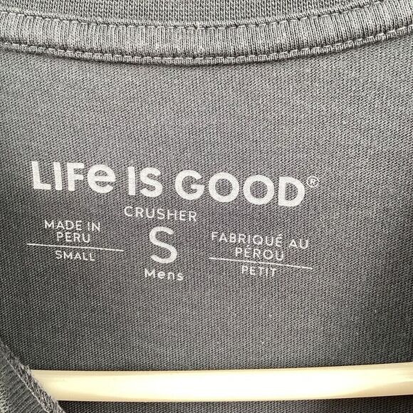 EUC Mens Life Is Good American Flag Short Sleeved T-shirt- Small - Picture 3 of 7